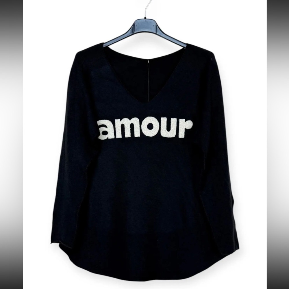 MADE IN ITALY Black 'Amour' V-Neck Top